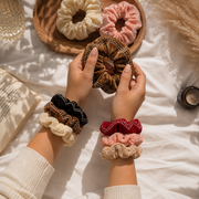 Hanna Scrunchie