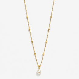 Rae Pearl Necklace